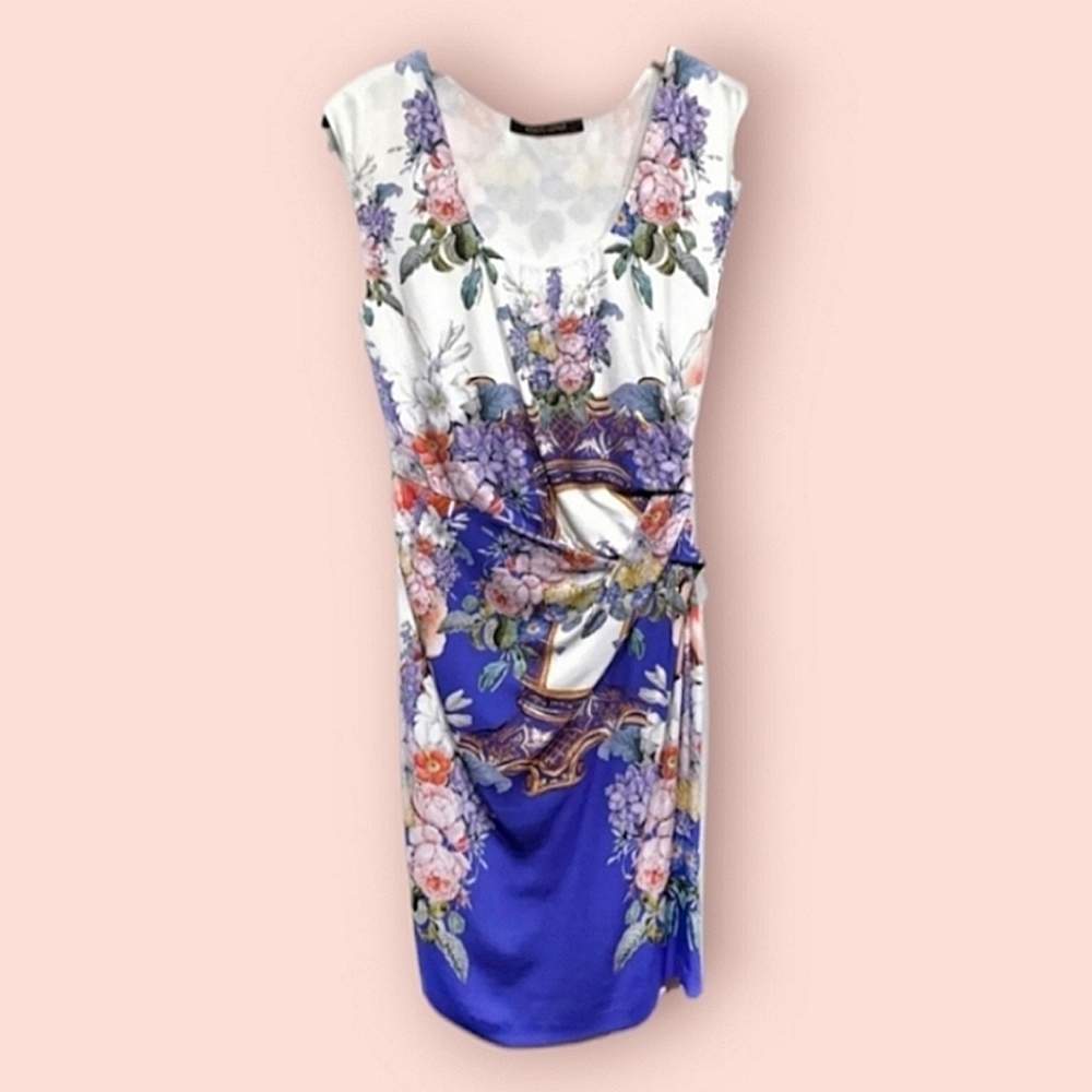 Roberto Cavalli silk Floral  Sleeveless Dress beautiful and airy fabric